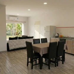 Fachada duplex 4 ambientes alquiler permanente Las Heras 751 Cañuelas